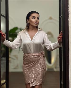 Pudra Yandan Bağlama Detay Payetli Mini Etek