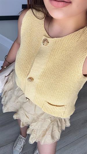 Sarı Sıfır Kol Gold Düğme Triko Yelek