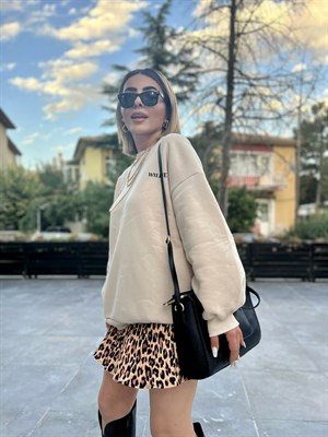 Sırt Leopar Nakışlı Sweat