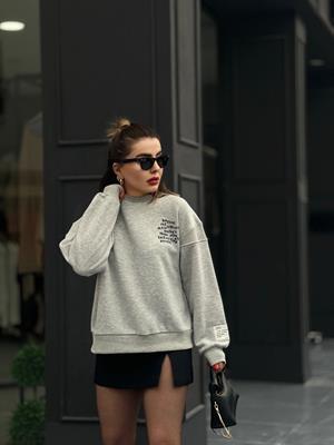 Sırtı Fermuarlı Yazılı Sweatshirt