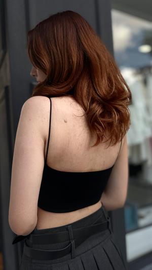 Siyah Askılı Crop Top 