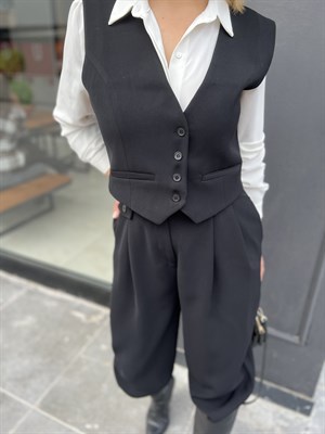 Black Lined Vest