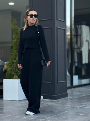 Siyah Beli Lastikli Bol Paça Pantolonlu Crop Takım