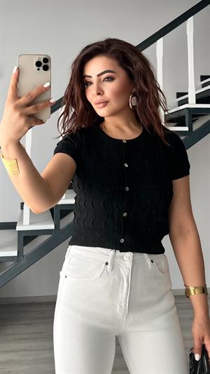 كارديجان أسود محبوك بياقة دائرية وأزرار
