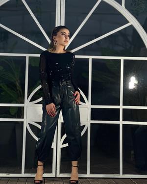 Siyah Deri Paça Düğmeli Slouchy Pantolon