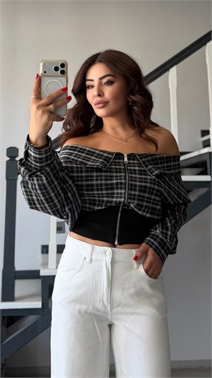 Black Plaid Zip-Up Design Blouse