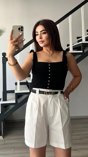 Siyah Fırfırlı Düğmeli Bluz