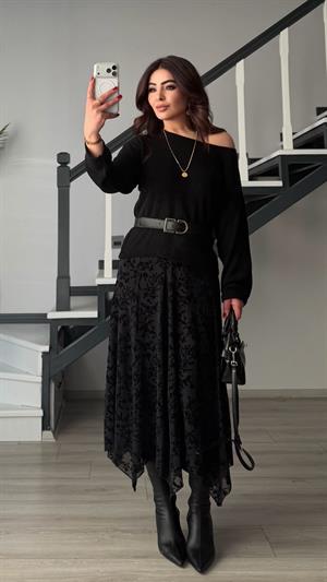 Siyah Kabartma Desenli Astarlı Asimetrik Etek