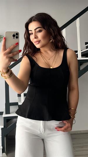 Siyah Kalın Askılı Peplum Bluz