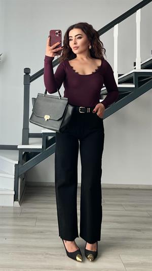 Siyah Kemerli Kesik Paça Premium Jean