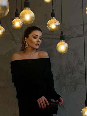 Siyah Madonna Yaka Kazak