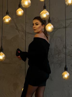 Siyah Madonna Yaka Kazak