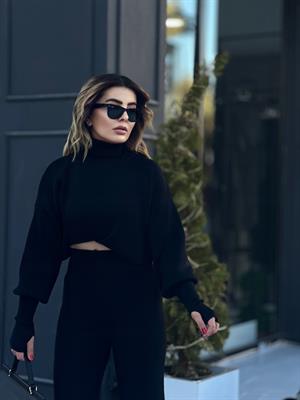 Black Fingerless Knit Set