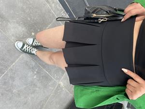 Siyah Pilili Mini Etek