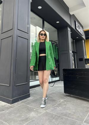 Siyah Pilili Mini Etek