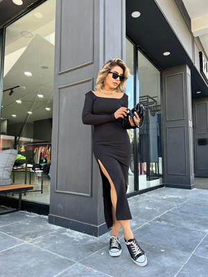 Siyah Sandy Kumaş Yırtmaçlı Maxi Boy Elbise