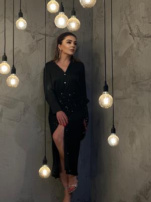 Siyah Saten Gömlek