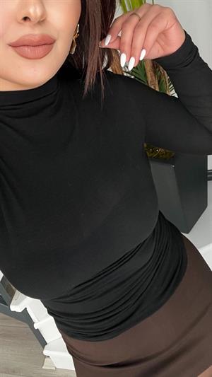 Siyah Yarı Transparan Dik Yaka Soft Touch Bluz 