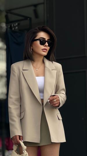 Taş Astarı Çizgili Blazer Ceket