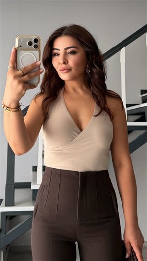 Stone Halter Neck Double-Breasted Blouse