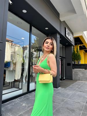 Yeşil Büzgülü Elbise 