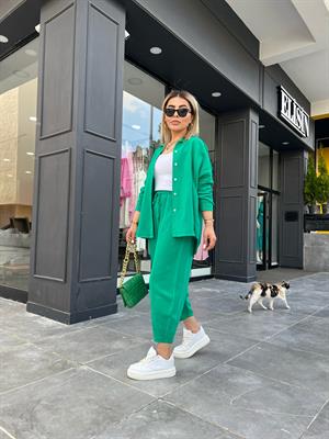 Green Shirt and Trousers Linen Suit