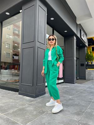 Green Shirt and Trousers Linen Suit