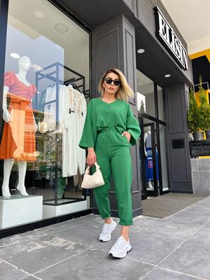 Green V-Neck Set with Necklace