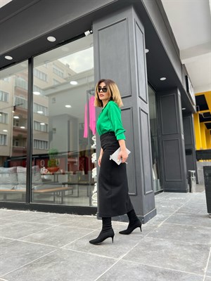 Yırtmaçlı Kalem Etek