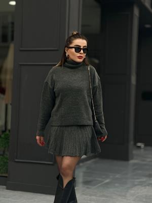 Zr Model Antrasit Balıkçı Yaka Triko -Etek Takım 