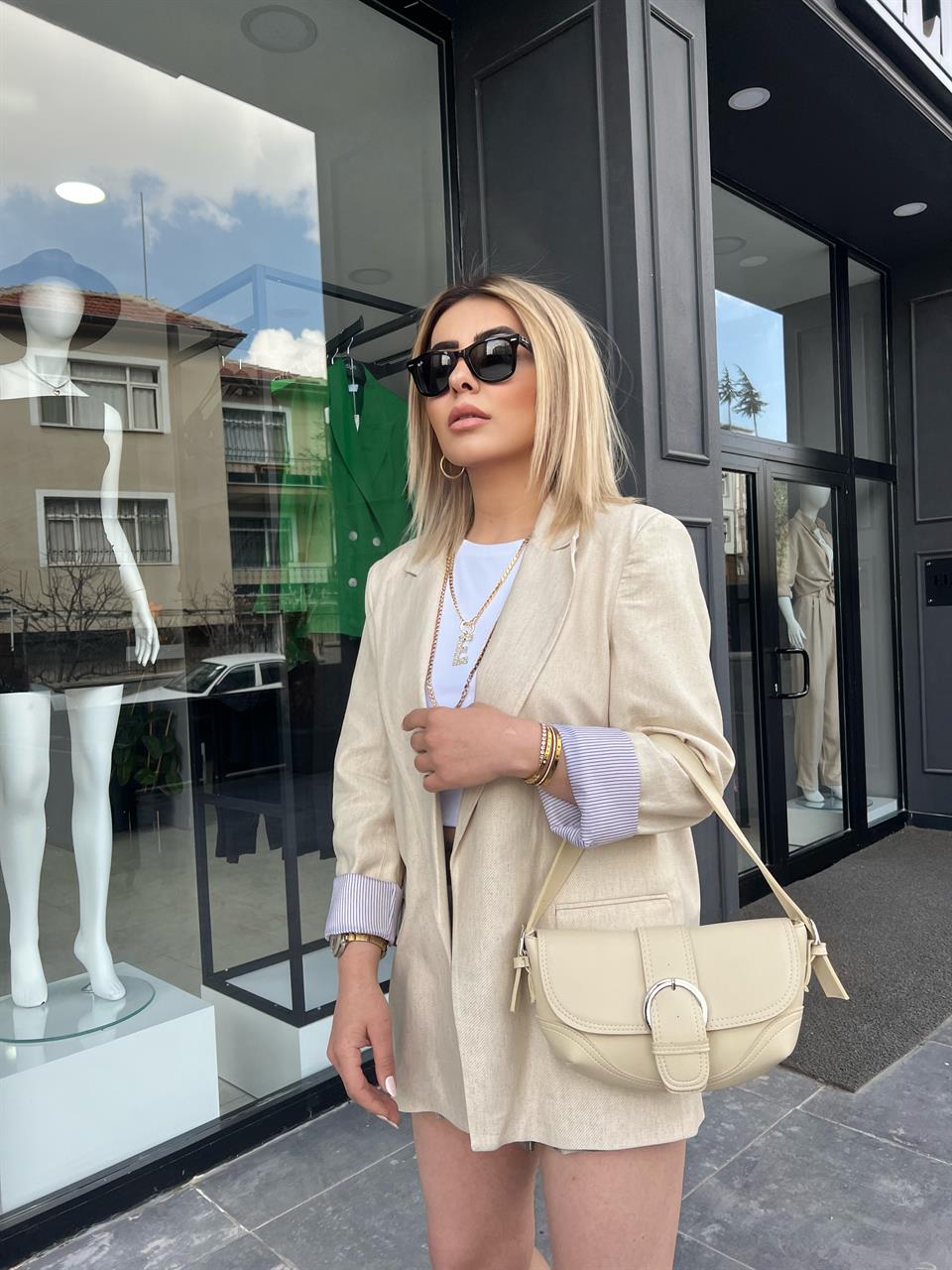 Astarı Çizgili Keten Blazer Ceket