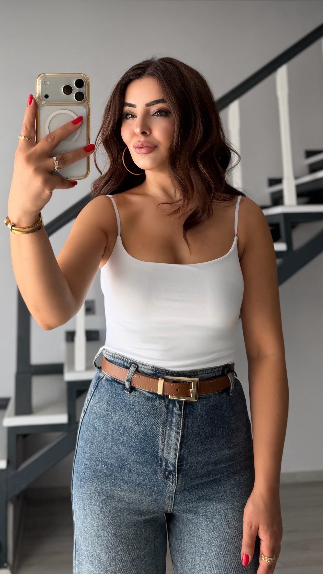 Beyaz Ayarlanabilir Askılı Bodysuit