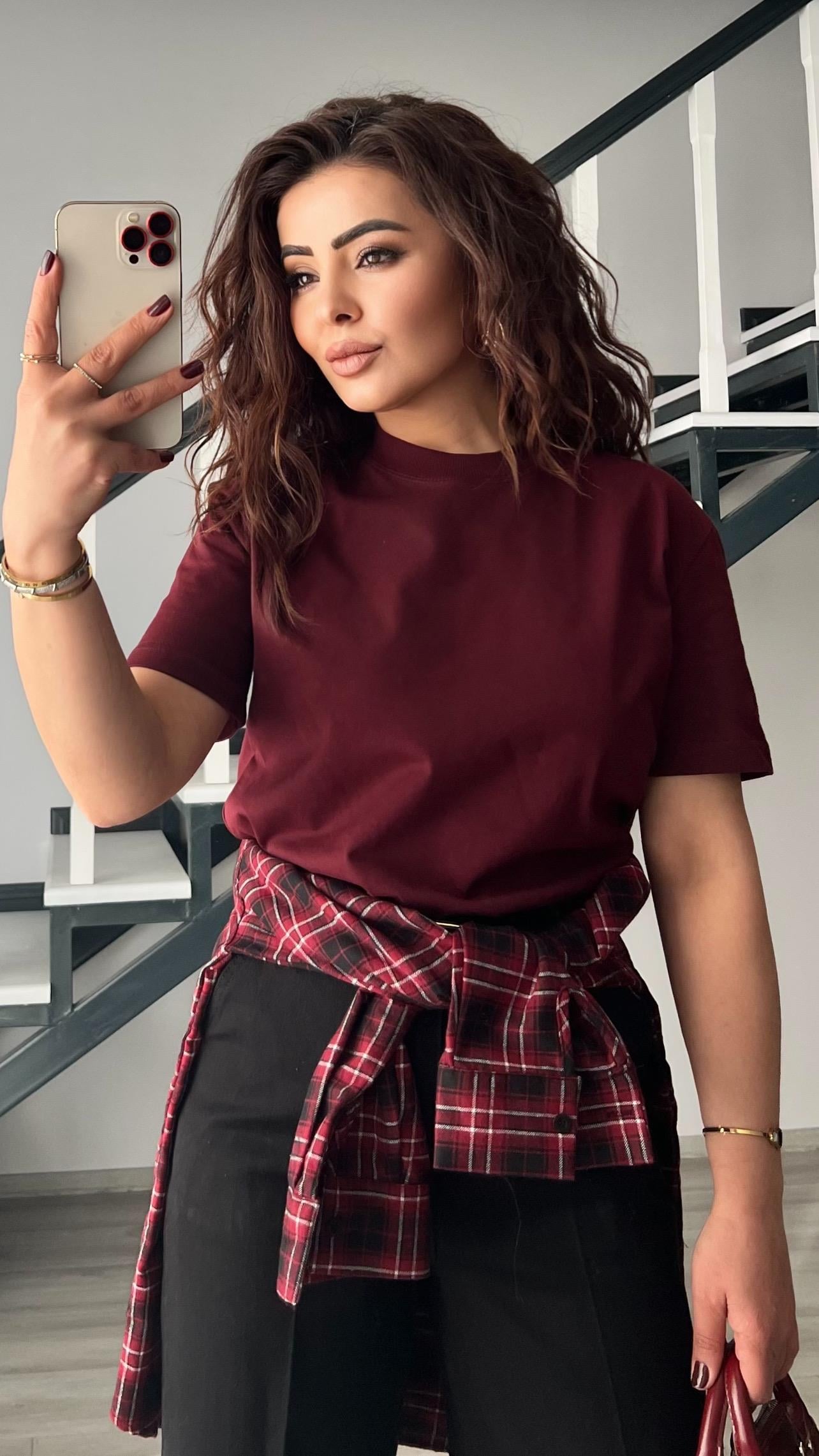 Bordo Dekoratif Yaka Tok Doku Tshirt