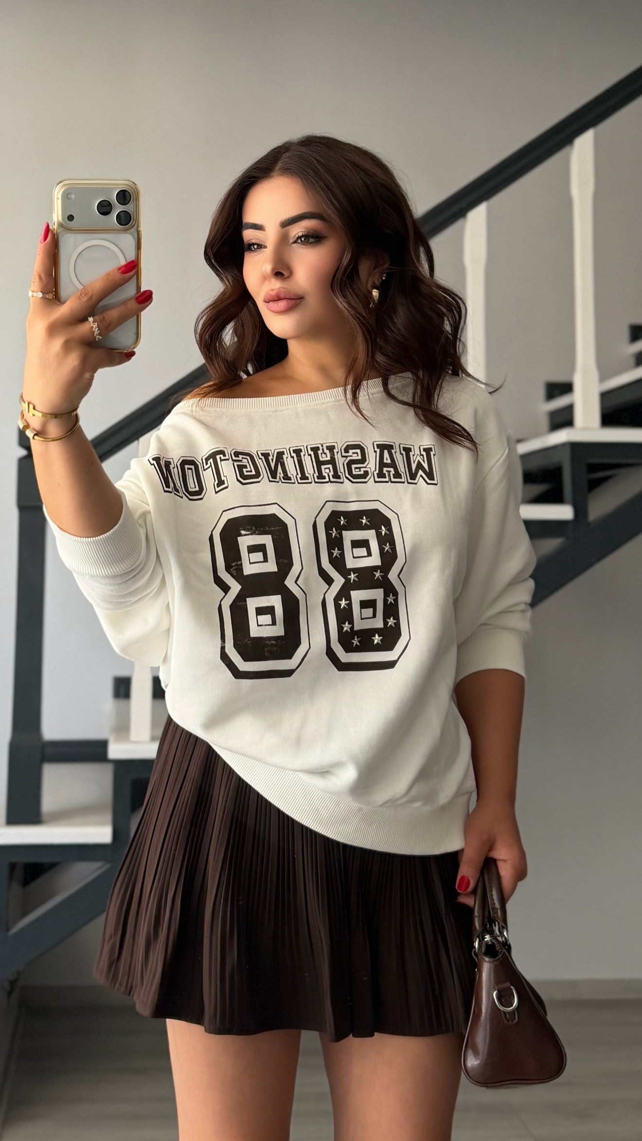 Ekru-Kahve Baskılı Düşük Omuz Sweatshirt