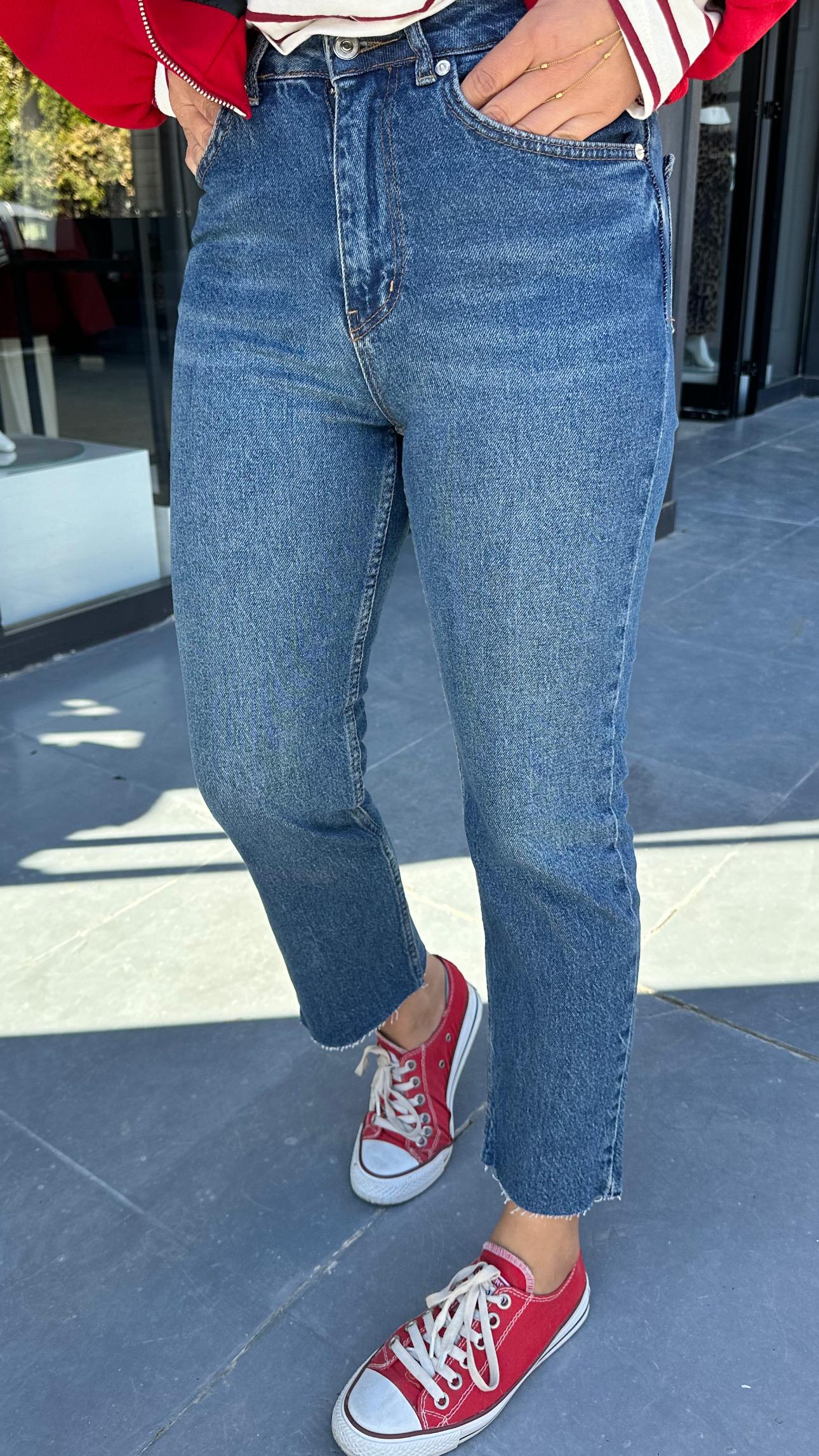 Koyu Mavi Boy Fit Jean 