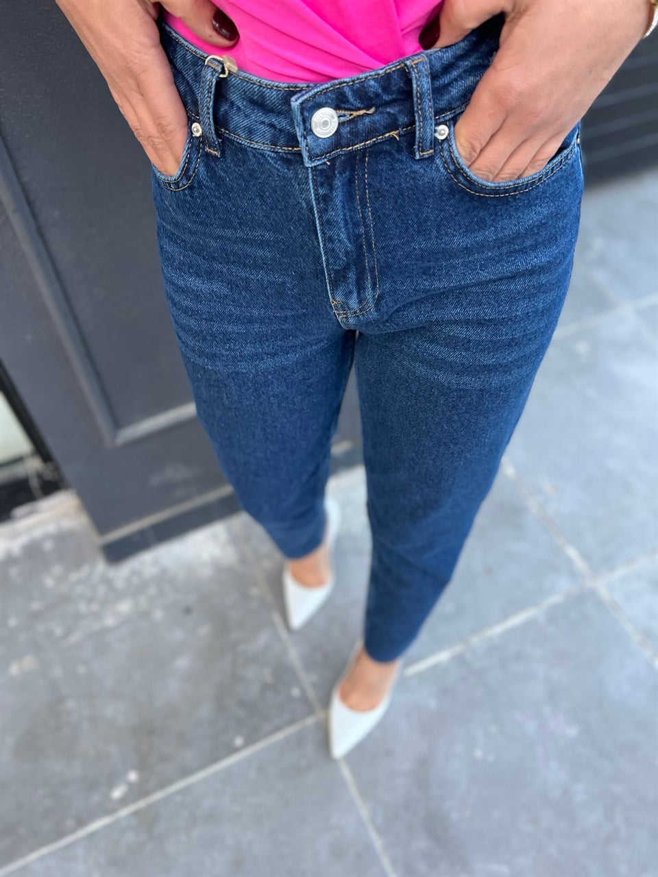 Lacivert Paçası Kesik Mom Jean