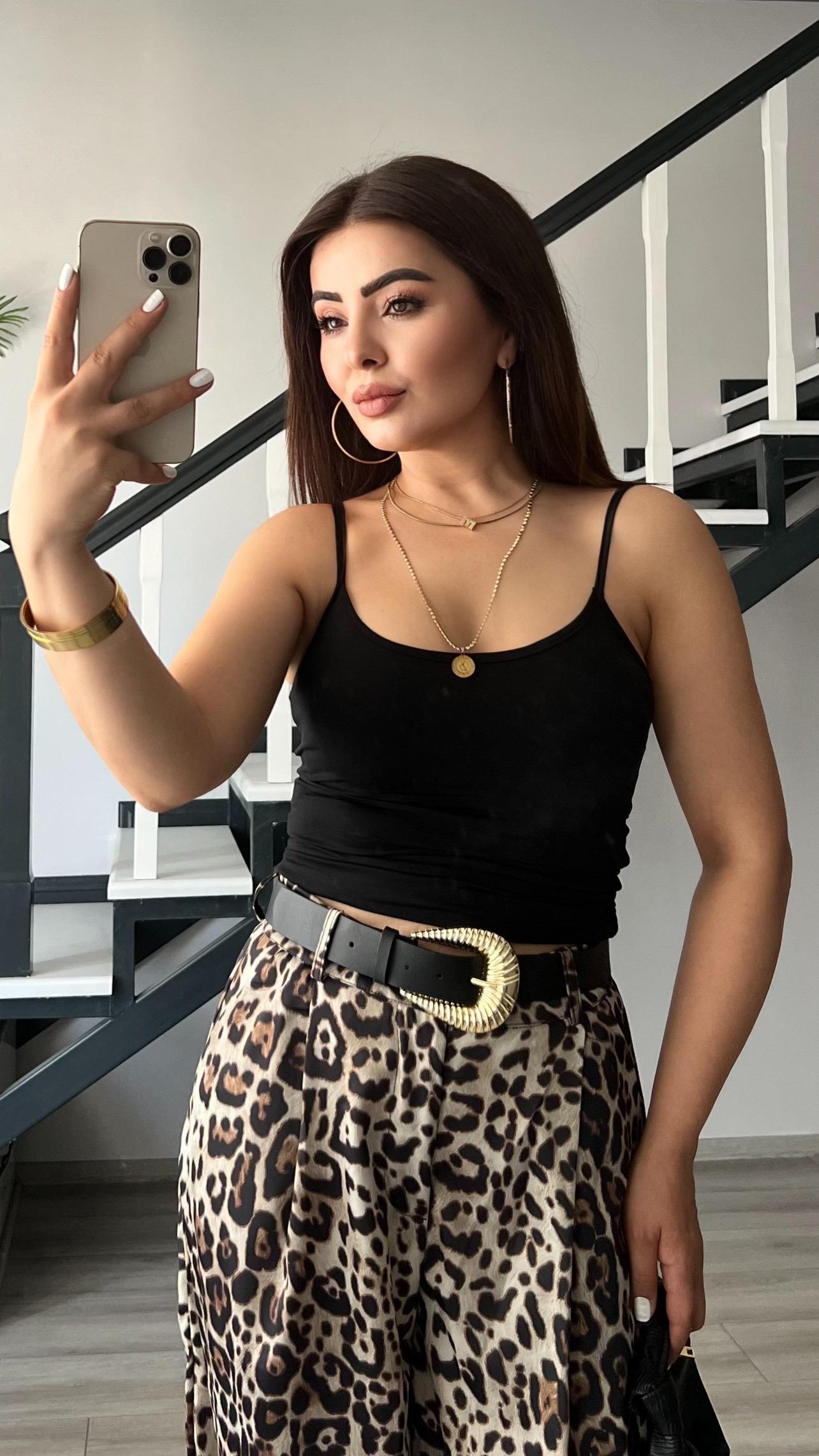Siyah İnce Askılı Poliamid Bluz
