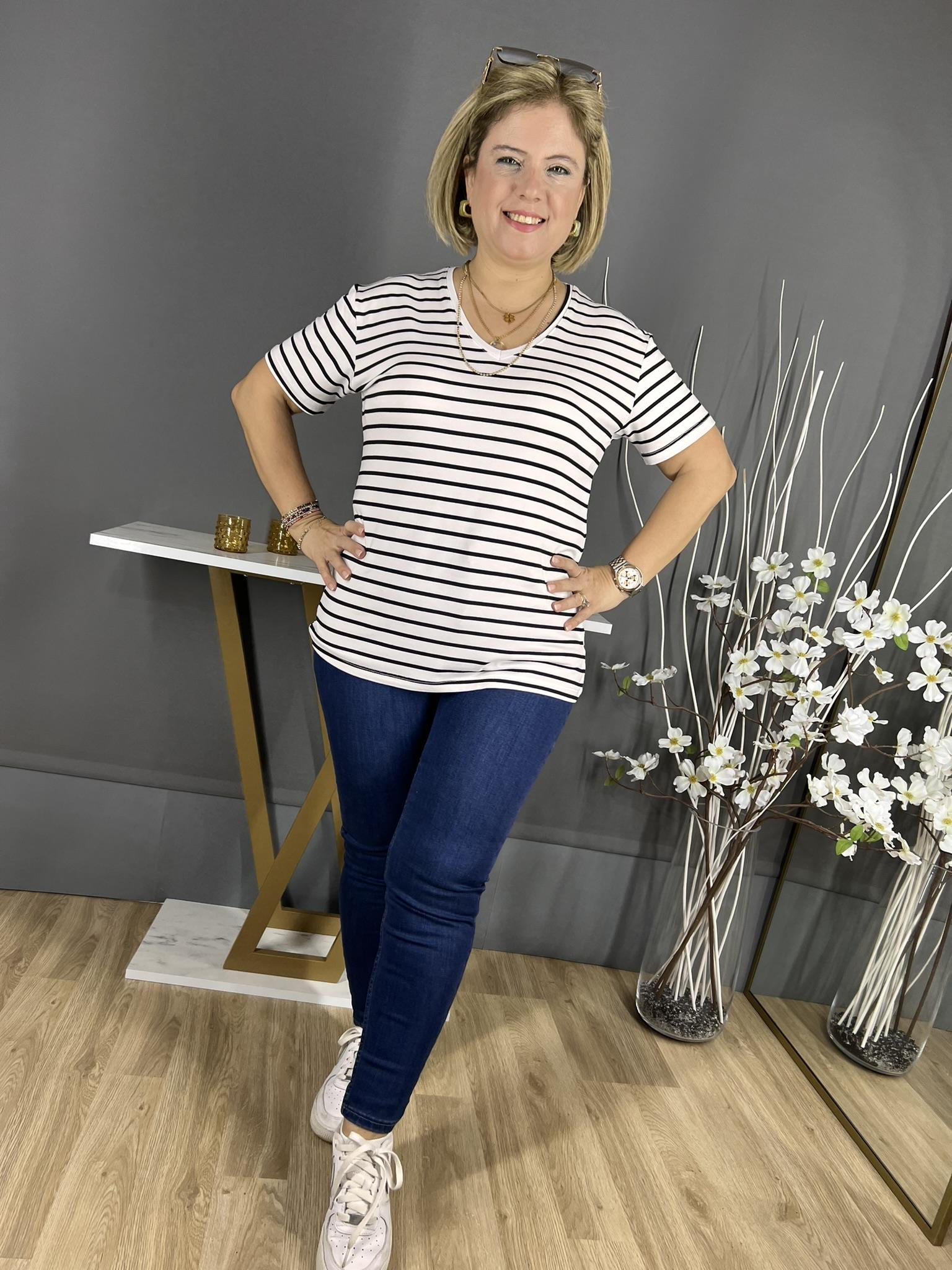 EYZ328 BEYAZ SİYAH ÇİZGİLİ BASİC TİŞÖRT