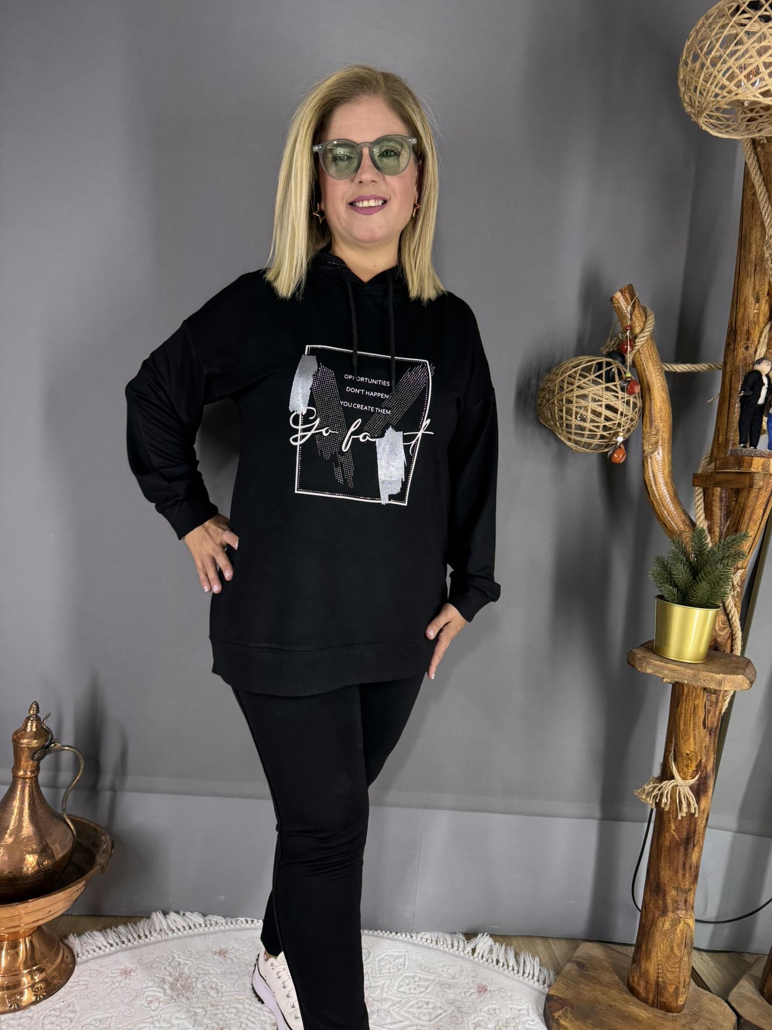 EYZ684 SİYAH KAPUŞONLU TAŞ BASKILI SWEAT