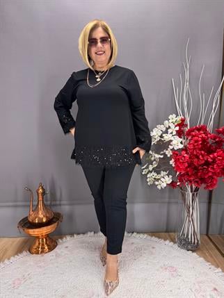 EYZ776 SİYAH PÜSKÜL VE PUL DETAYLI PENYE TUNİK