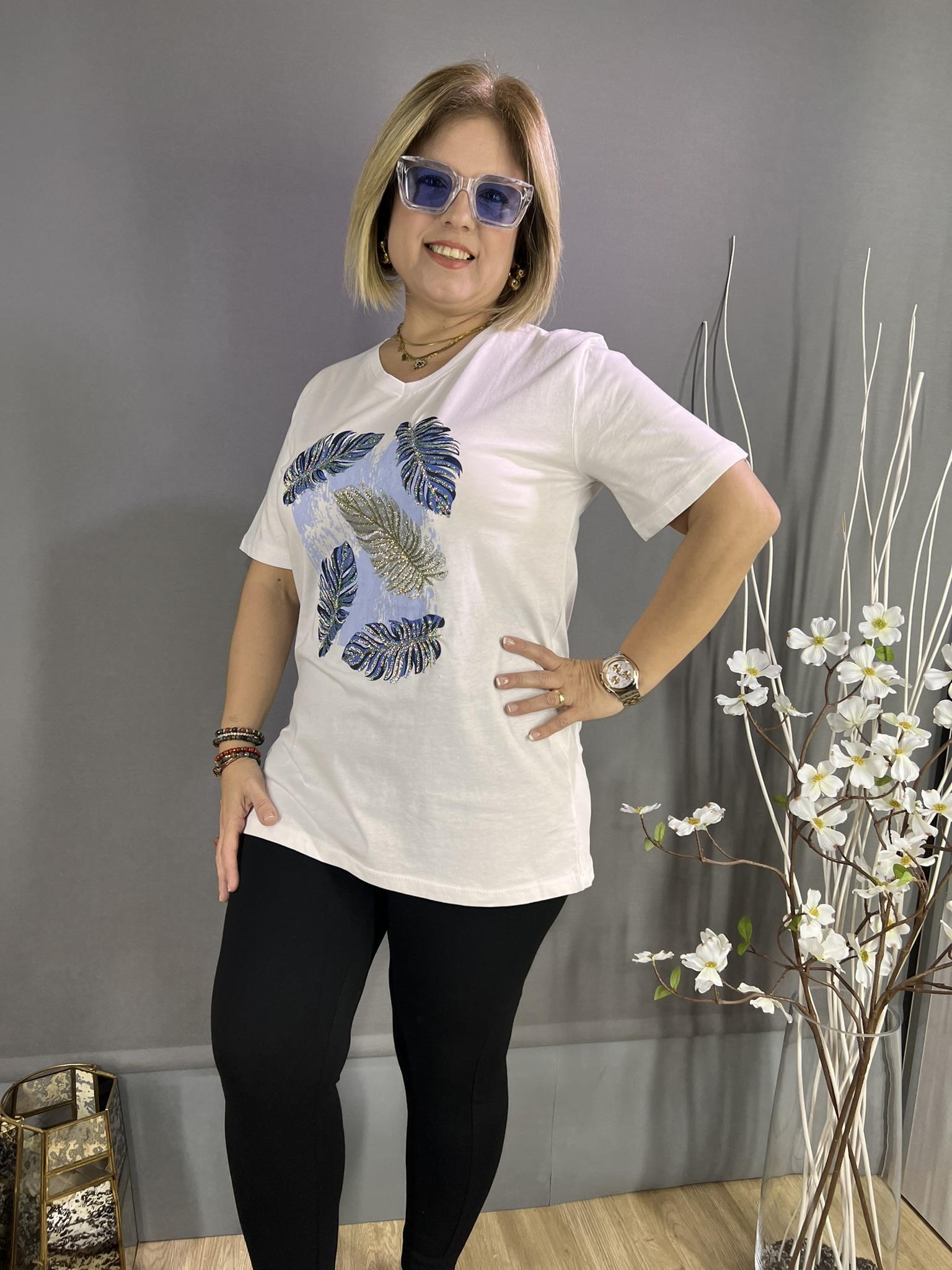 EYZ208 BEYAZ MAVİ YAPRAKLI TİŞÖRT