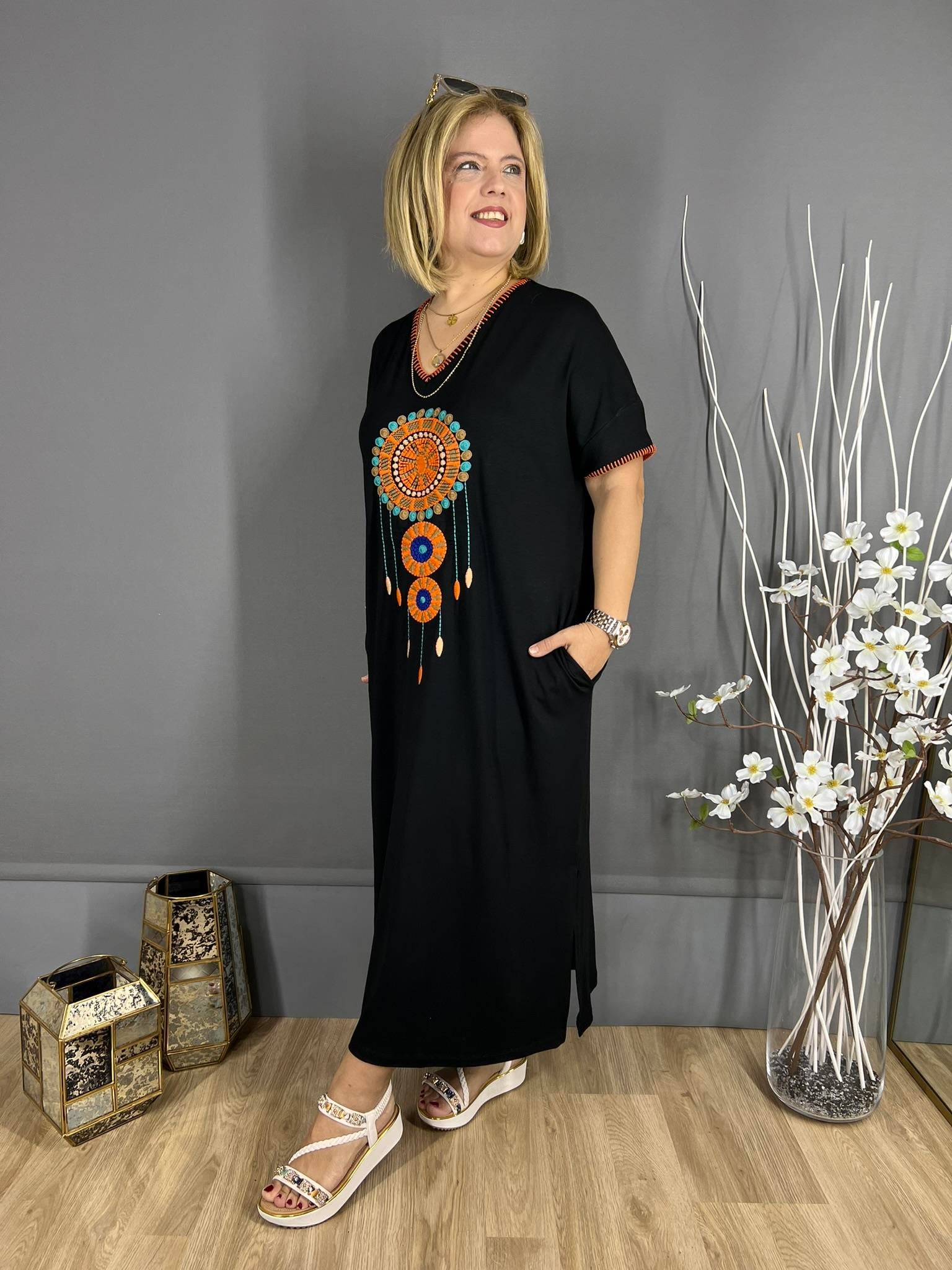 EYZ340 SİYAH DÜŞ KAPANI NAKIŞLI ELBİSE