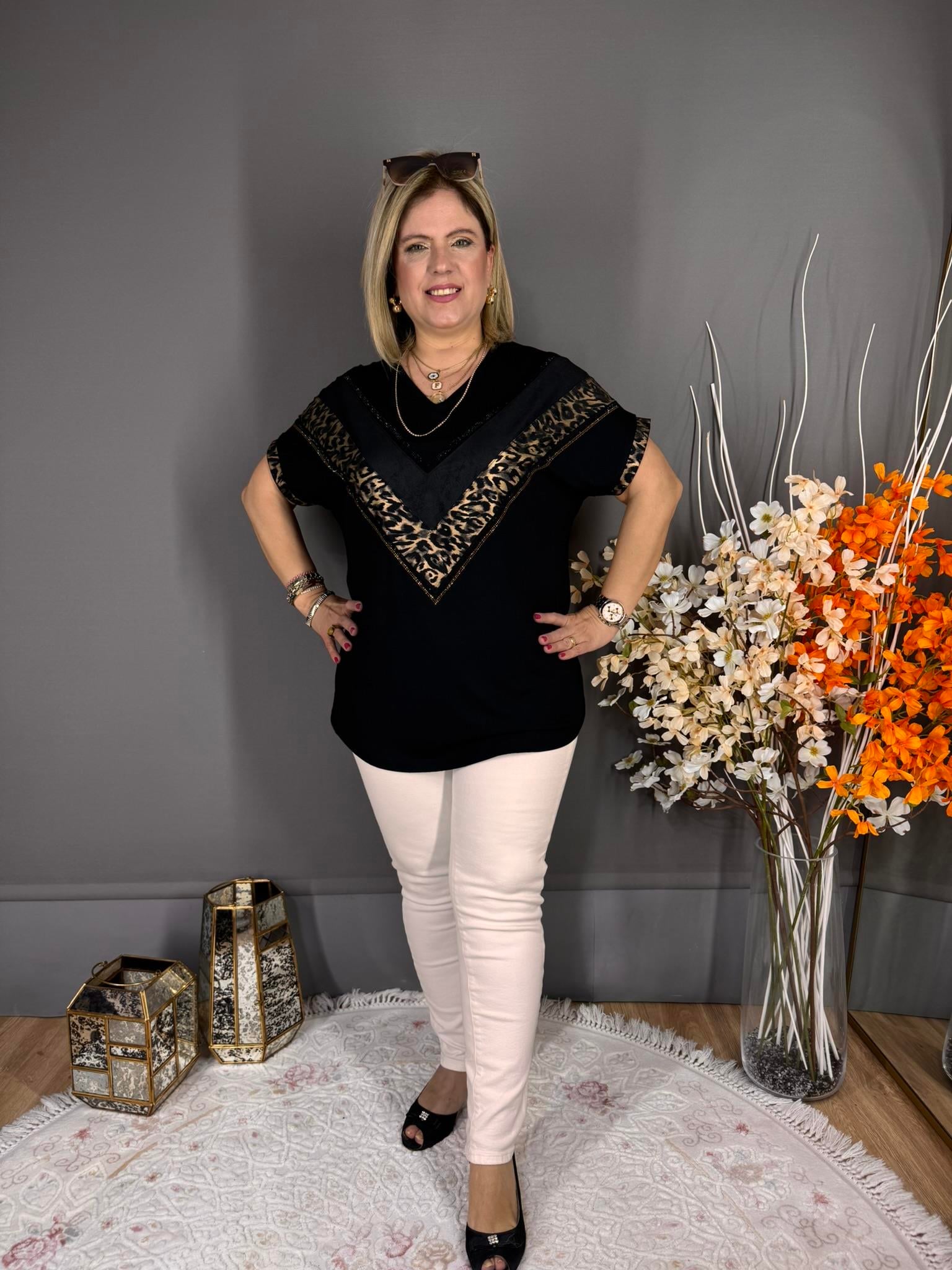 EYZ488 SİYAH V LEOPARLI BLUZ