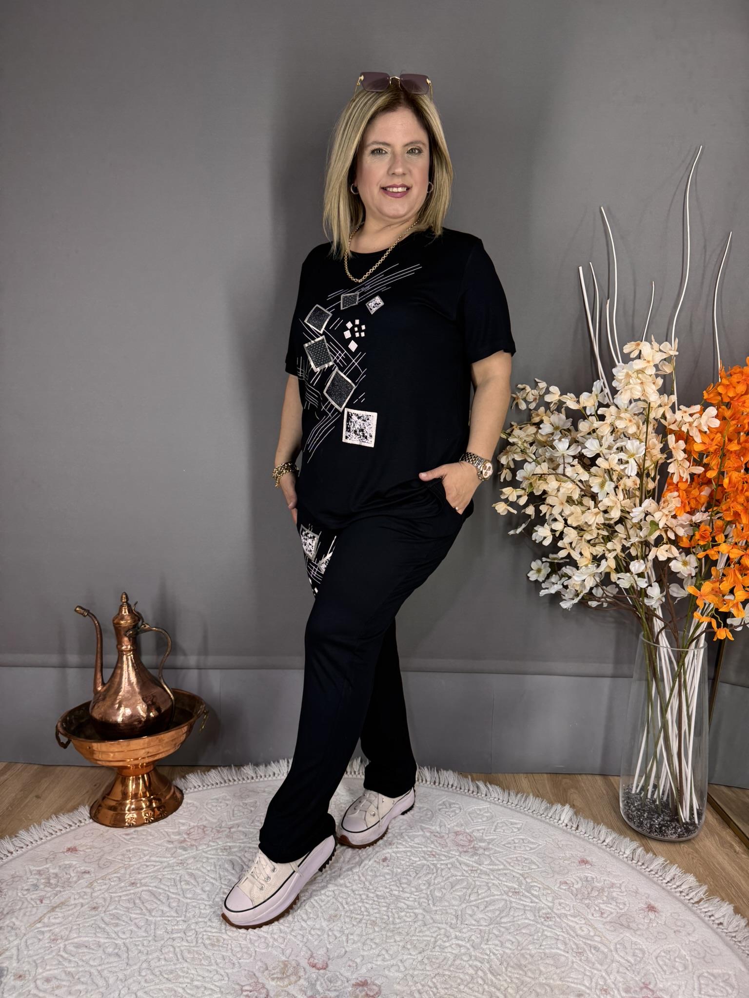 EYZ507 SİYAH KARE BASKILI TAKIM