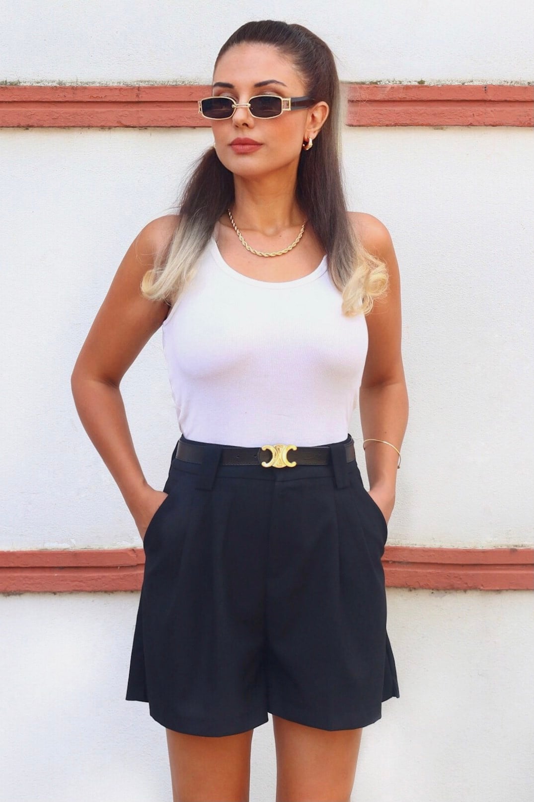 Kadın Dokulu Siyah Şort