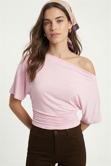 Kadın Germa Asimetrik Omuz Detay Pembe Bluz