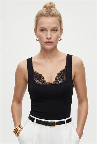 Kadın Jeny Modal Touch U Yaka Dantel Detaylı Kolsuz Örme Siyah Bluz