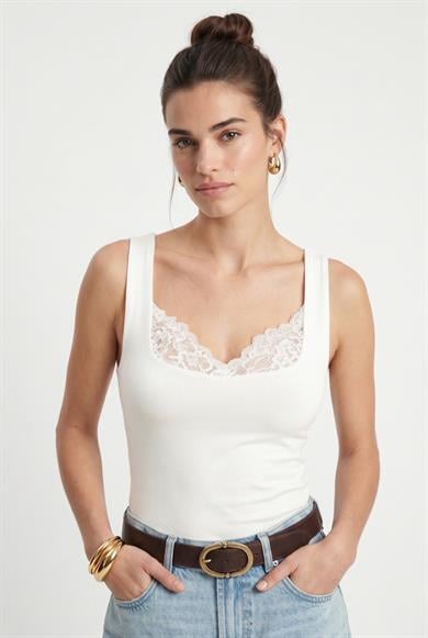 Kadın Jeny Modal Touch U Yaka Dantel Detaylı Kolsuz Örme Ekru Bluz