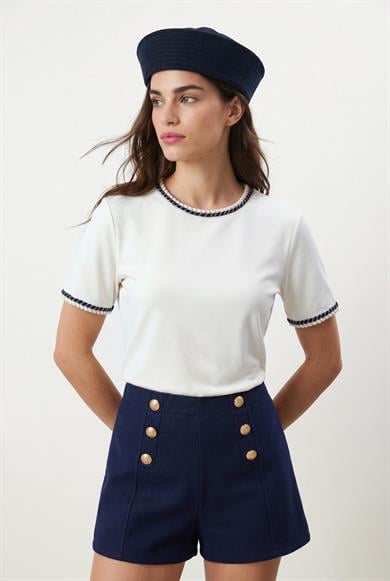 Kadın Marin Yaka İşlemeli %100 Pamuk Kısa Kol Beyaz Örme T-shirt