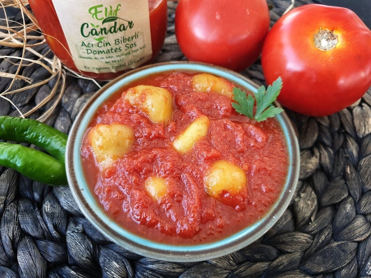Acı Cin Biberli Domates Sosu (400gr)